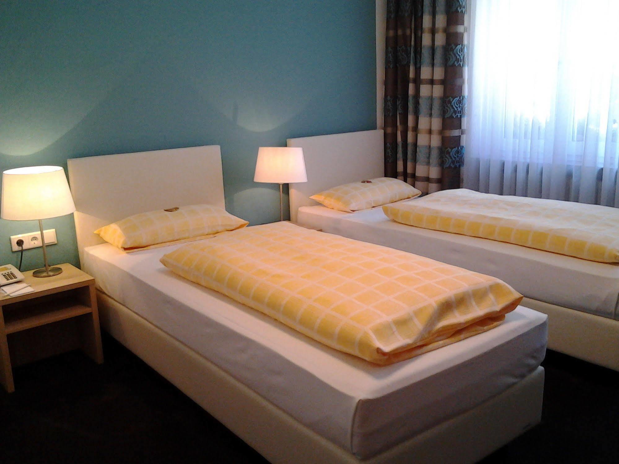 Centralhotel Garni Offenburg Exterior photo